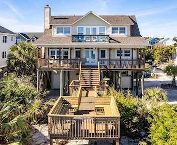 254 Pearce St. Pawleys Island, SC 29585