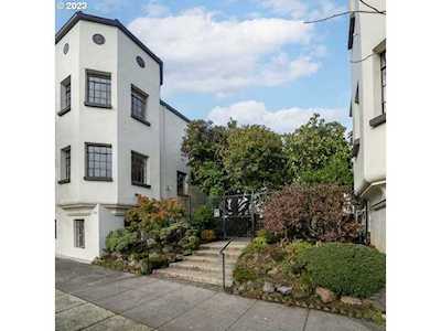 2325 NE Flanders ST #19 Portland, OR 97232