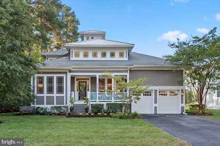 11664 Maid At Arms Ln Berlin, MD 21811