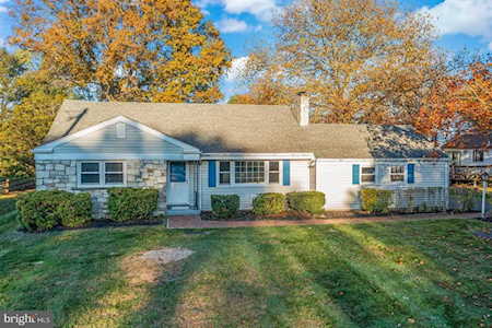 161 Hightstown Rd Princeton Junction, NJ 08550