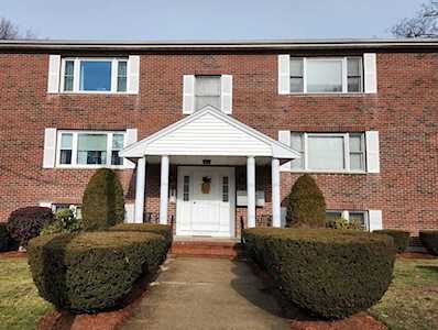 22 Roosevelt Rd #3 Quincy, MA 02169