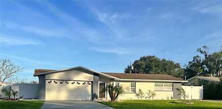 1849 Lady Mary Dr Clearwater, FL 33756