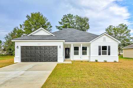 225 Sand Pine Circle Midway, FL 32343