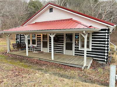 781 Oak Glen Circle Fall Branch, TENNESSEE 37656