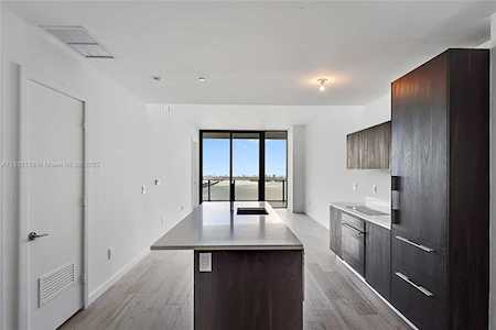 480 NE 31st St #4905 Miami, FL 33137