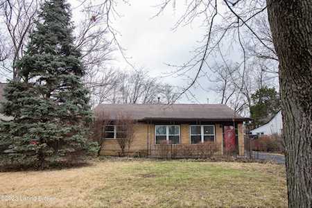 3111 Commander Dr Louisville, KY 40220
