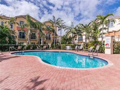3942 Coral Heights Way #3942 Oakland Park, FL 33308