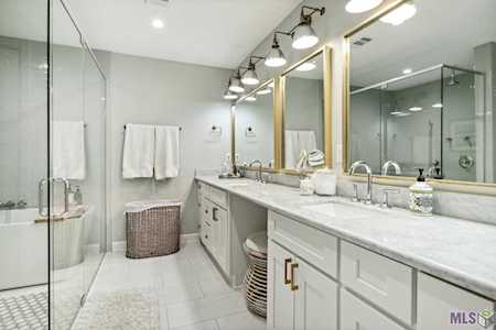 4242 Pine Park Dr Baton Rouge, LA 70809