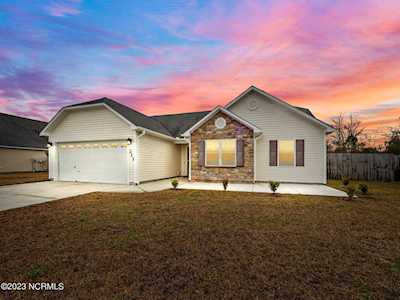 211 Hidden Oaks Drive Jacksonville, NC 28546