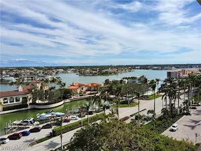 Allegro At Park Shore | 4031 Gulf Shore Blvd N, Naples, FL