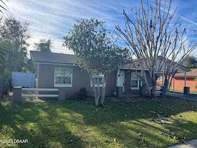 612 Cedar Park Drive Daytona Beach, FL 32114