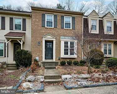 811 Stockbridge Dr Hockessin, DE 19707