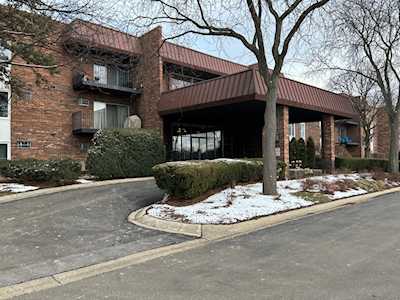 1121 W Ogden Ave #258 Naperville, IL 60563