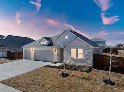 5814 Heatherwood Loop Sachse, TX 75048