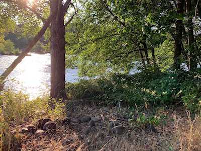 175 Edgewood Park Dr Shady Cove, OR 97539