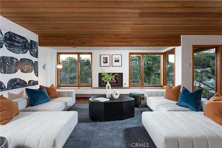 967 Meadowlark Ln Laguna Beach, CA 92651