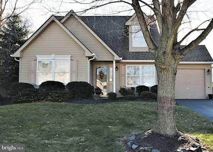 148 Sunset Dr Mount Royal, NJ 08061