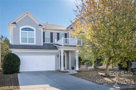 1038 Fleming Ln Matthews, NC 28104