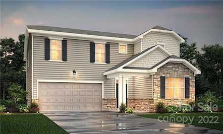7011 Maple Run Circle Charlotte, NC 28215