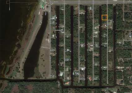 5 Lantana Dr S Indian Lake Estates, FL 33855
