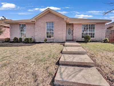 778 Catalina Drive Lancaster, TX 75146