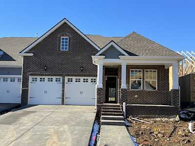 427 Gingerwood Ln Hendersonville, TN 37075
