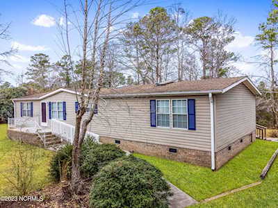 5281 Kingfisher Drive Shallotte, NC 28470