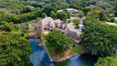 11000 SW 69th Ct Pinecrest, FL 33156