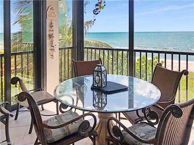 9415 Gulf Shore Dr #201 Naples, FL 34108