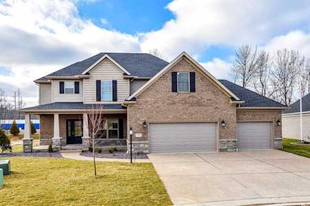 7200 Ironwood Circle Newburgh, IN 47630