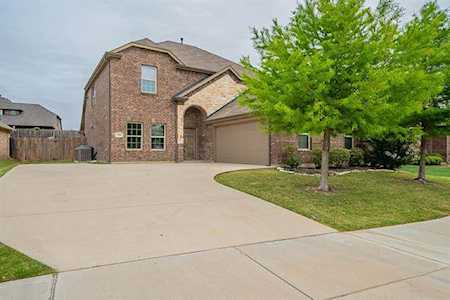 5900 Tawakoni Drive Denton, TX 76226