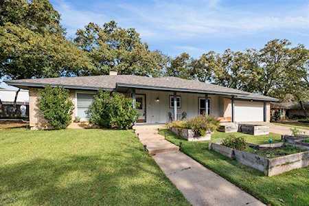 5207 Chimney Court Arlington, TX 76016