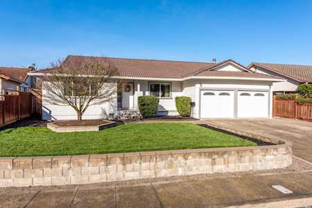 6375 San Francisco Court Rohnert Park, CA 94928