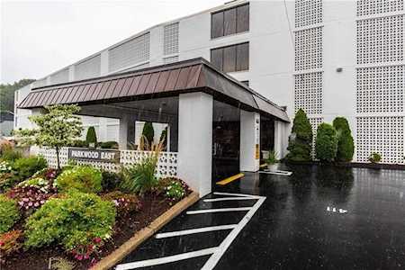143 Hoffman Ave #301 Cranston, RI 02920
