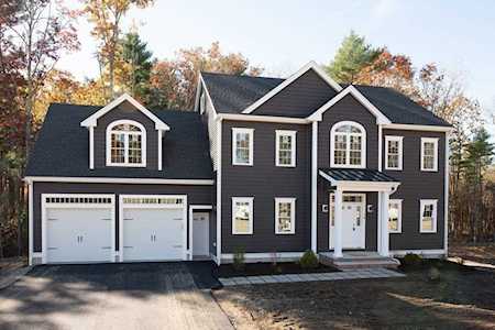 14 Lamp Post Lane West Bridgewater, MA 02379