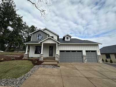 599 Salem Heights AVE Salem, OR 97306