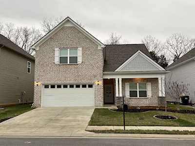 2207 Shafer Dr Murfreesboro, TN 37128