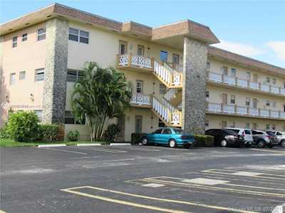 5181 W Oakland Park Blvd #309 Lauderdale Lakes, FL 33313