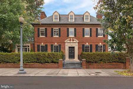 2409 Wyoming Ave NW Washington, DC 20008