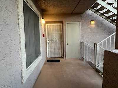2044 Mesquite Ln #205 Laughlin, NV 89029