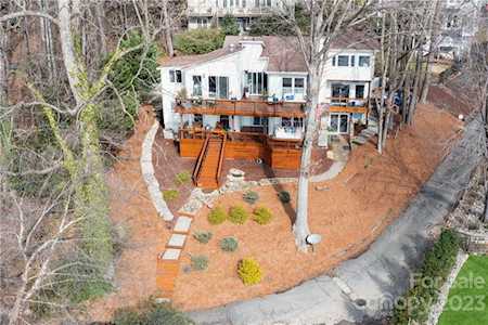 1087 Palmyra Dr Tega Cay, SC 29708