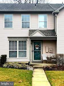 85 Forest Ct Mantua, NJ 08051