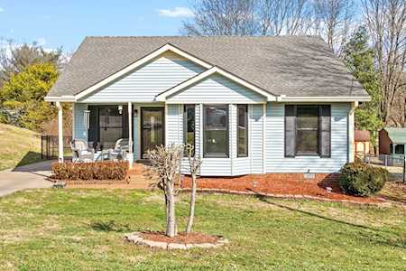 4413 Falling Leaf Ln Nashville, TN 37207