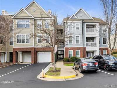 704 Bristol Village Dr #B04 Midlothian, VA 23114