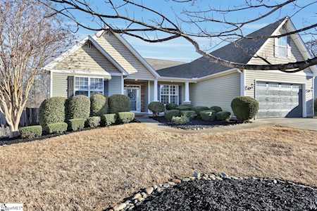 6 Rockledge Dr Greenville, SC 29609