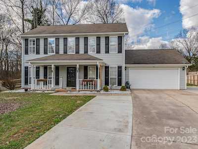 6602 Flat Creek Dr Charlotte, NC 28277