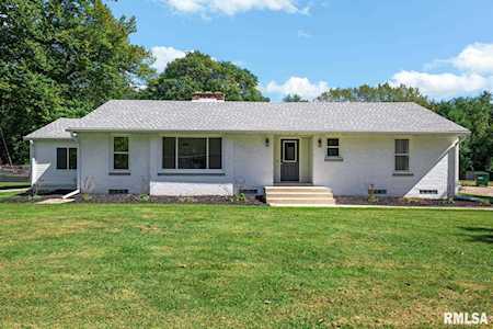 6604 N Koerner Rd Edwards, IL 61528
