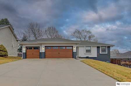 17016 Hickory Circle Omaha, NE 68130