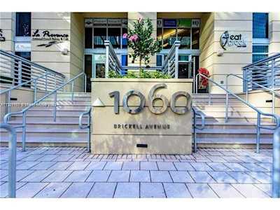 1060 Brickell Ave #3611 Miami, FL 33131