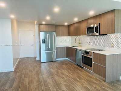 1600 SW 1st Ave #908 Miami, FL 33129